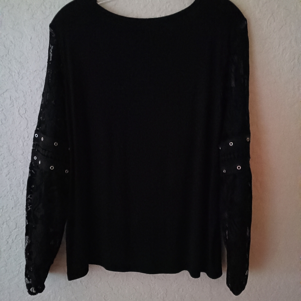 Fair Lady Women's Top.  Lace embellished long sleeves.  Size 10.